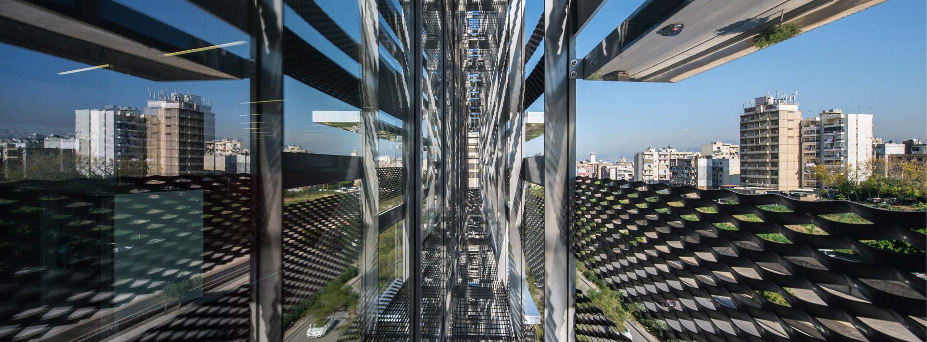 Holcom Holding Building